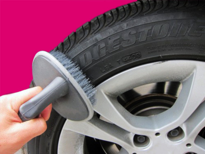 Comment nettoyer des pneus?